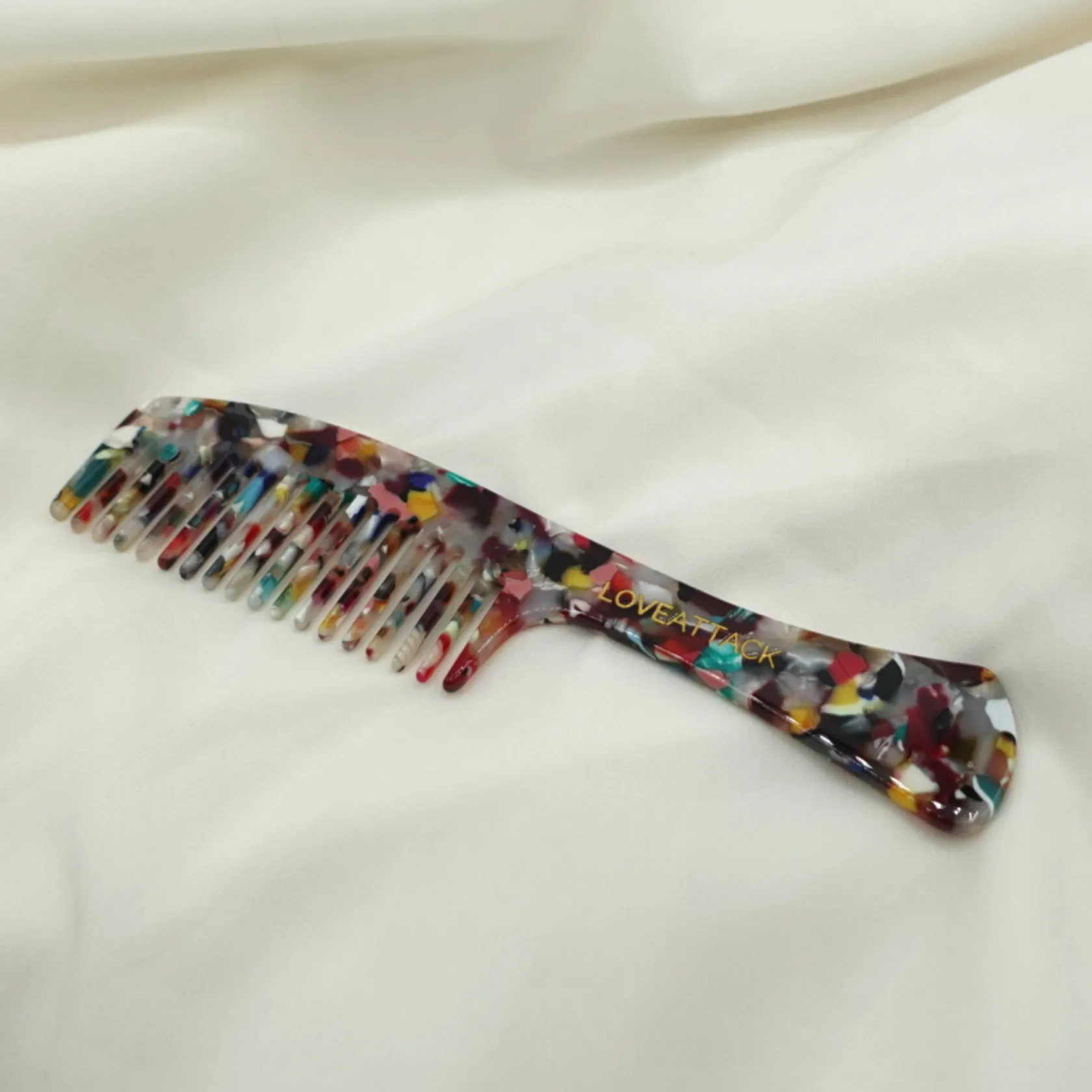 Love Attack - Long Handled Hair Comb