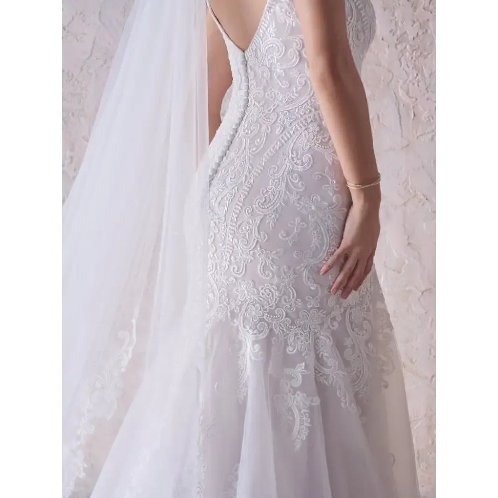 Maggie Sottero Morgan Veil