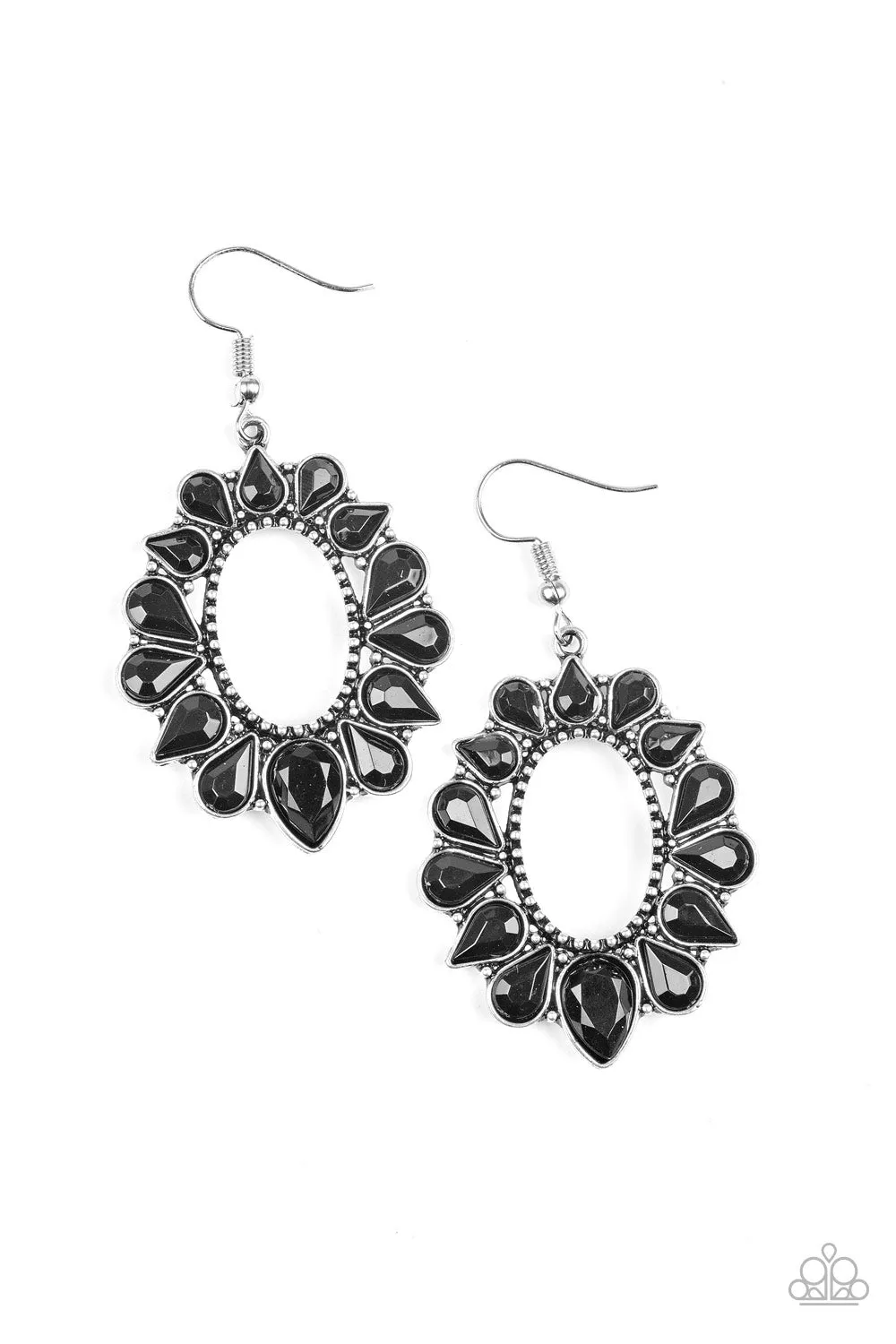 Paparazzi Fashionista Flavor Black Earrings