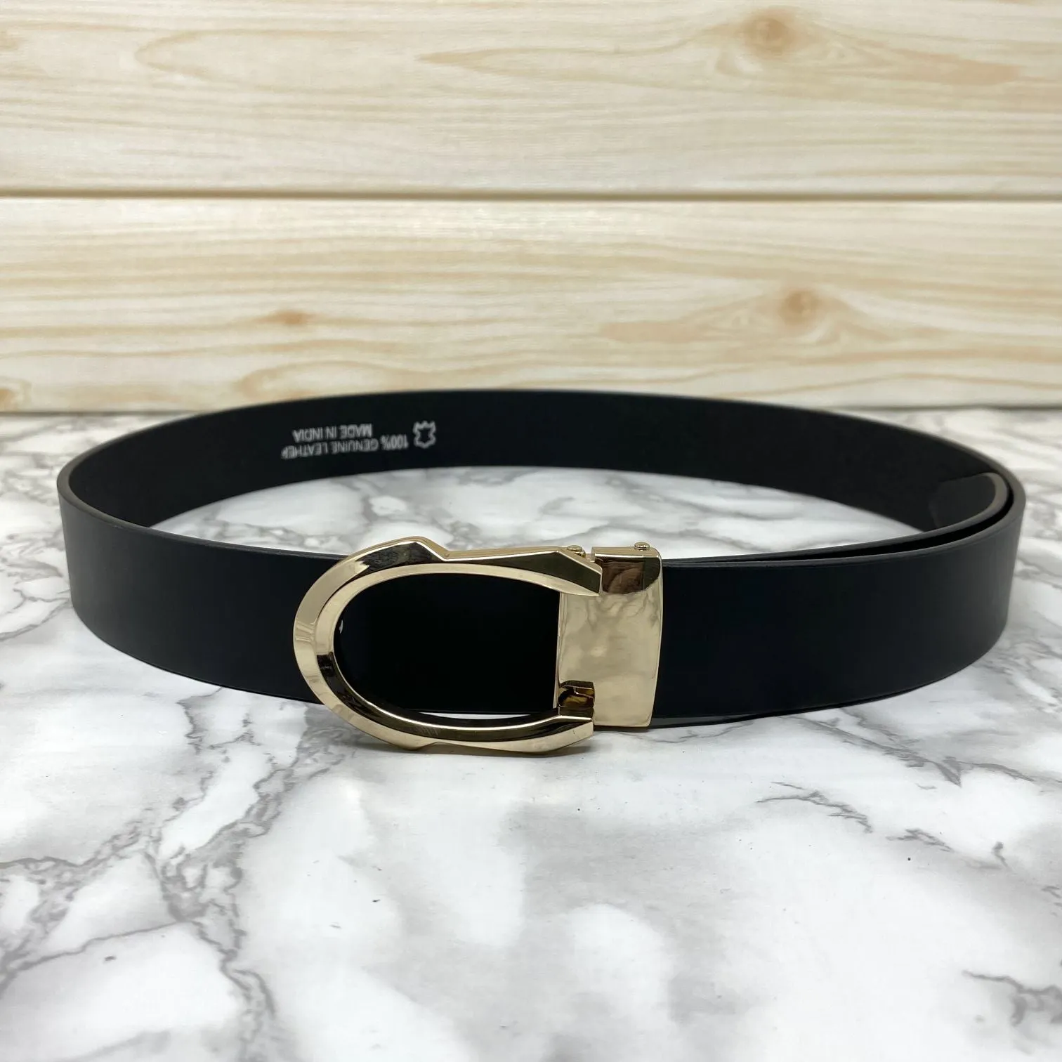 Signature C Logo Leather Belt For Unisex-JonasParamount