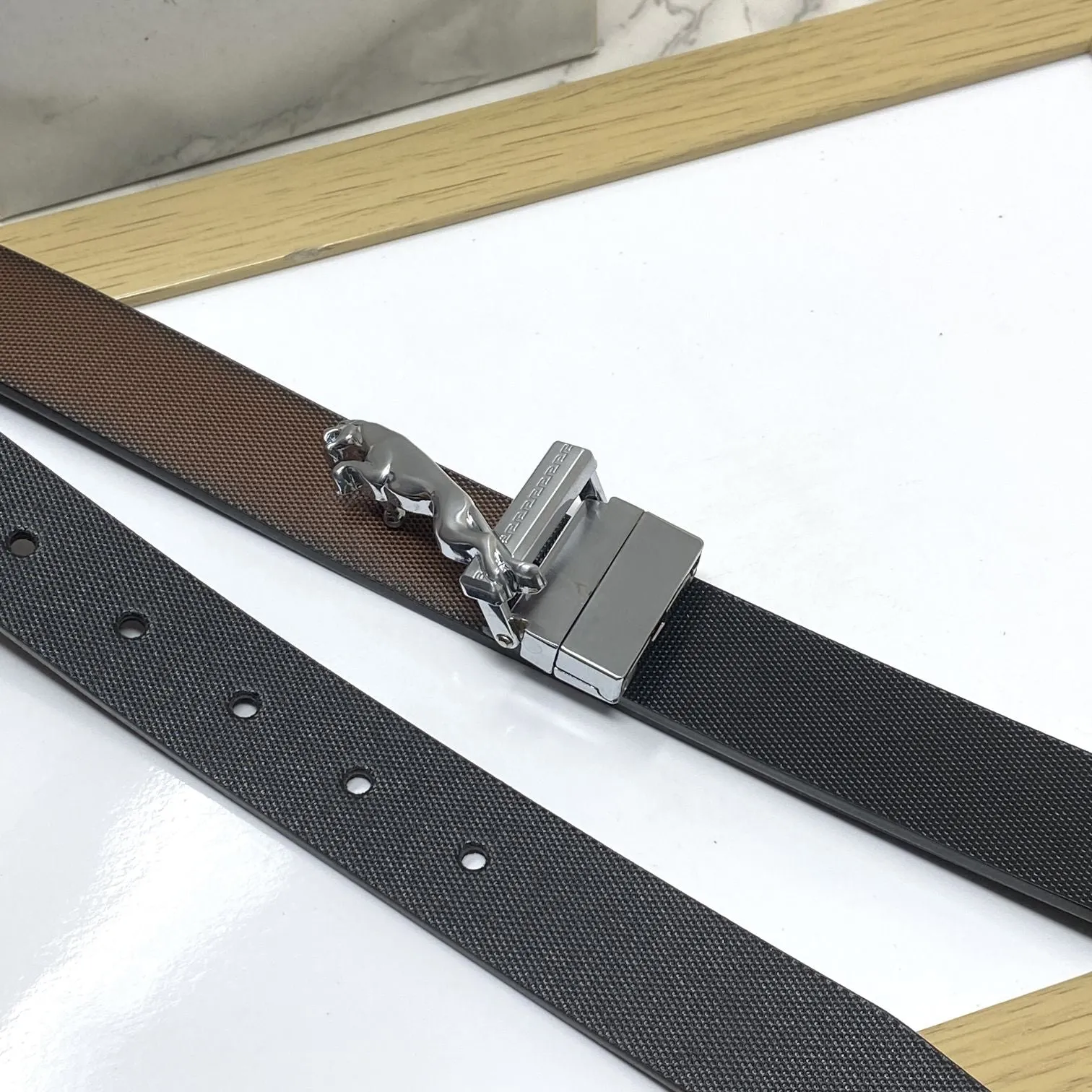 Small Jaguar Pattern Reversible Strap Belt -JonasParamount